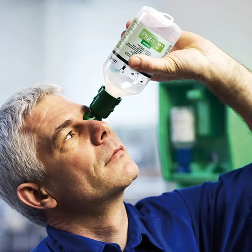 Butelka do płukania oczu Plum 0,9% roztwór chlorku sodu 500 ml - butelka 500 ml